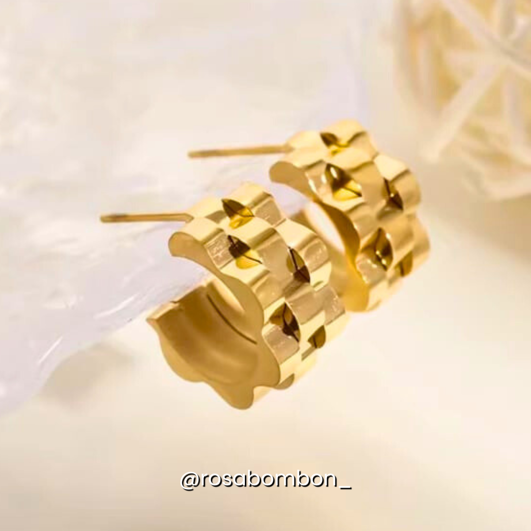 Aretes Gold Gear