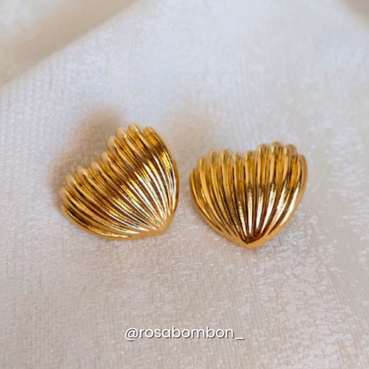 Aretes Dorados Corazón