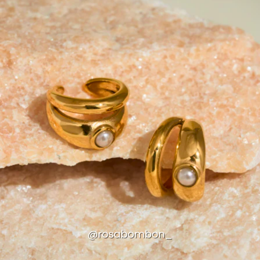 Aretes Dorados Doble Perlas