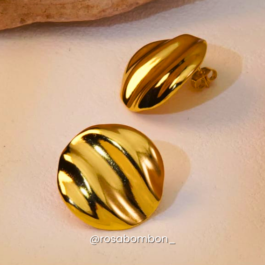 Aretes Dorados Martillados