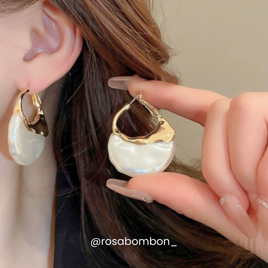 Aretes Dorados Media Luna