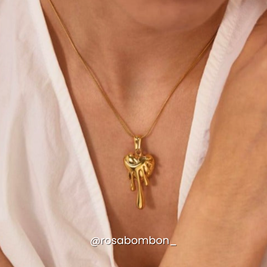 Collar Corazón Lava