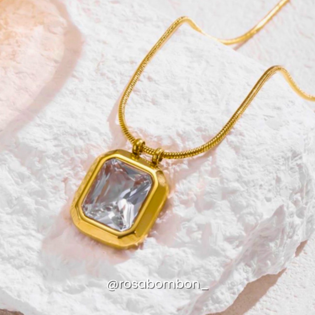 Collar Square Dorado con Blanco