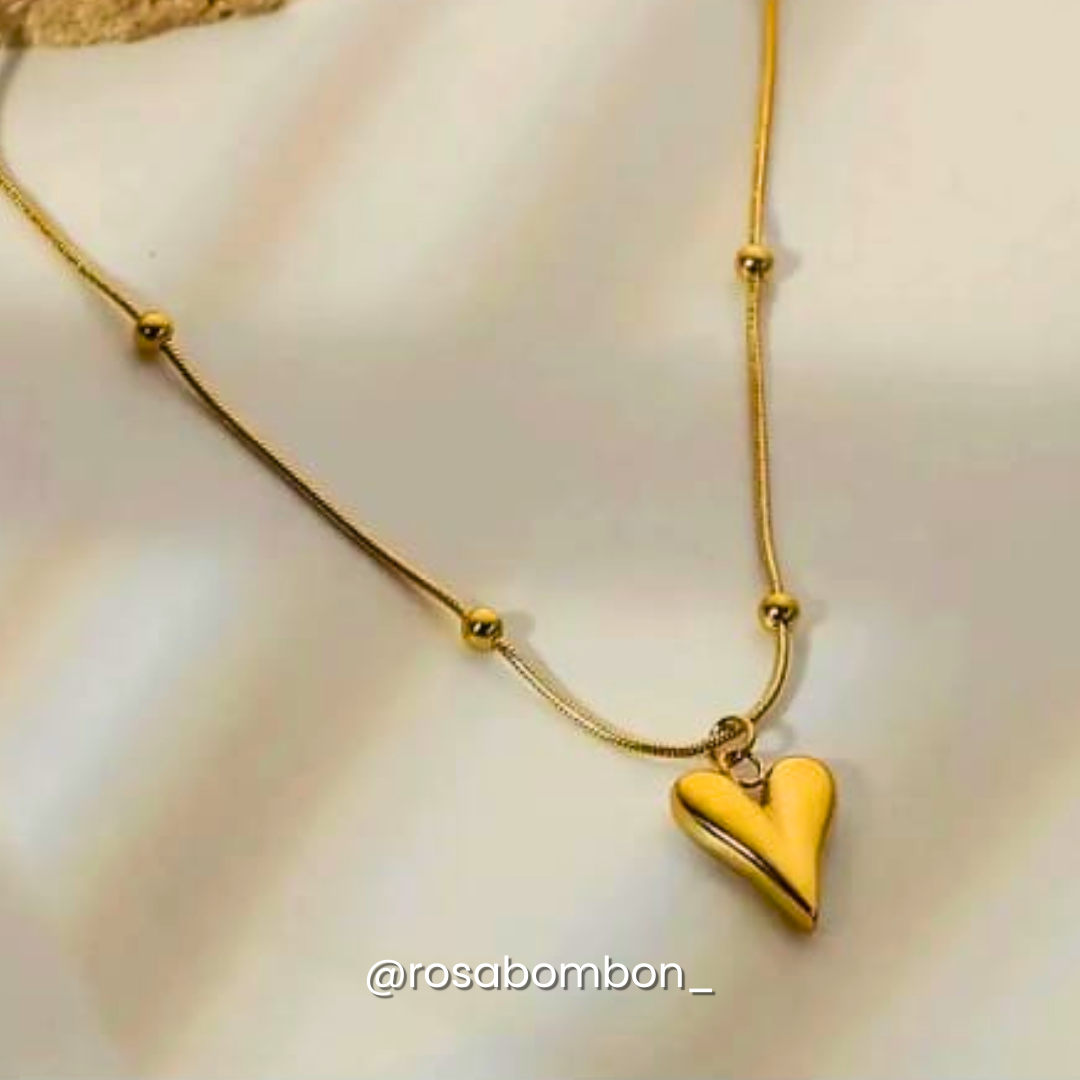 Collar Corazón Dorado con Puntos