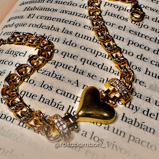 Brazalete Dorado de Corazón